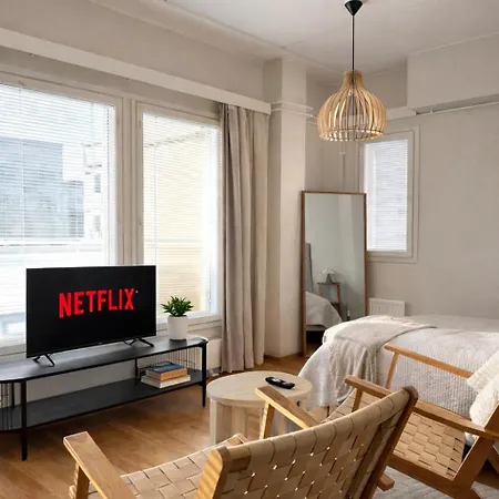 Stunning In The Heart Of Downtown Sauna, Wifi, Netflix, Free Parking