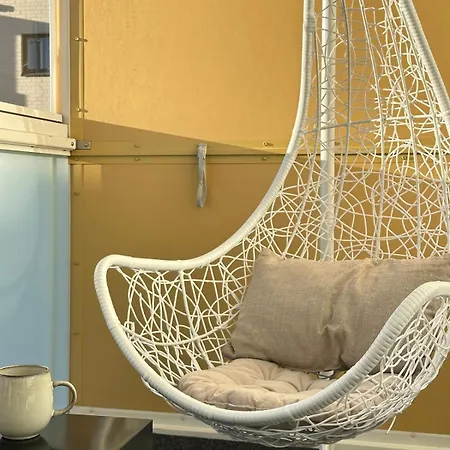 Апартаменты Stunning In The Heart Of Downtown Sauna, Wifi, Netflix, Free Parking *
